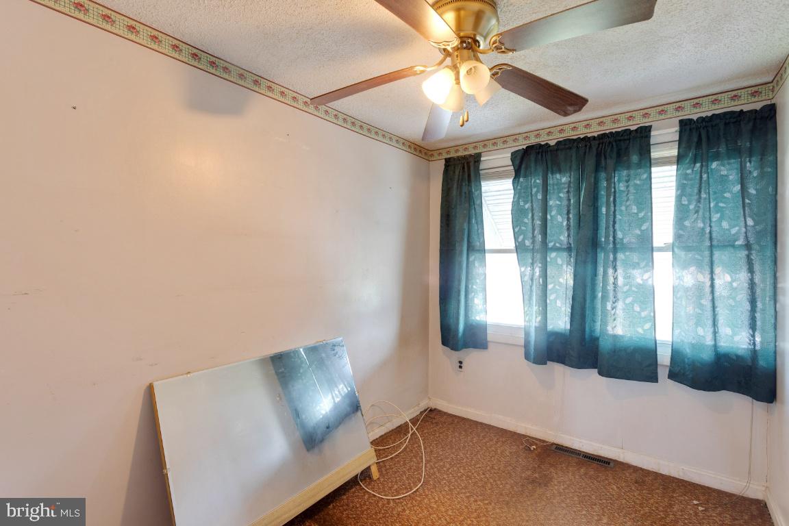8049 Wynbrook Road Baltimore, MD 21224 - Photo 21 of 30