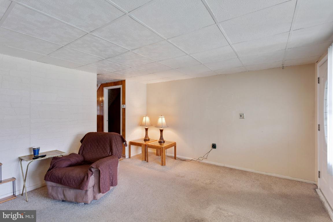 8049 Wynbrook Road Baltimore, MD 21224 - Photo 5 of 30