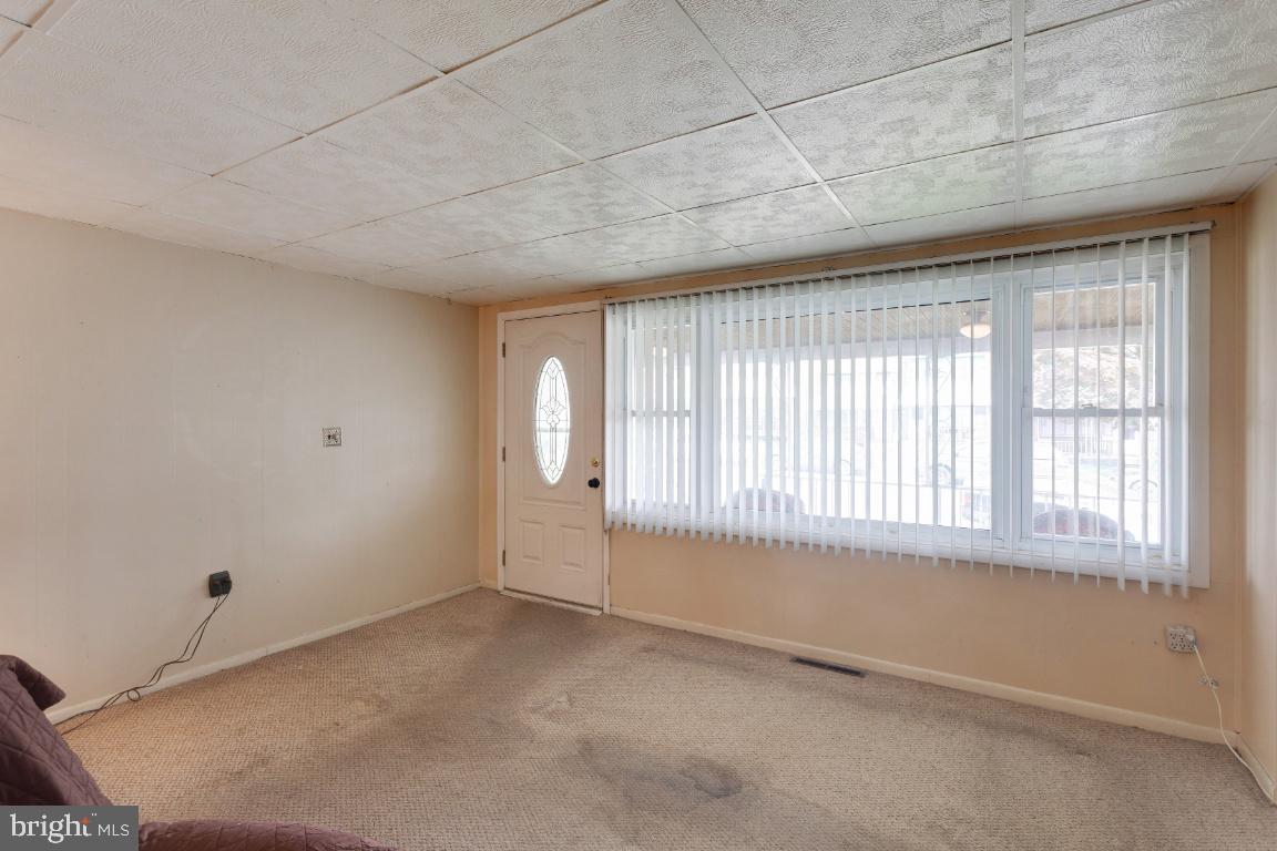 8049 Wynbrook Road Baltimore, MD 21224 - Photo 6 of 30