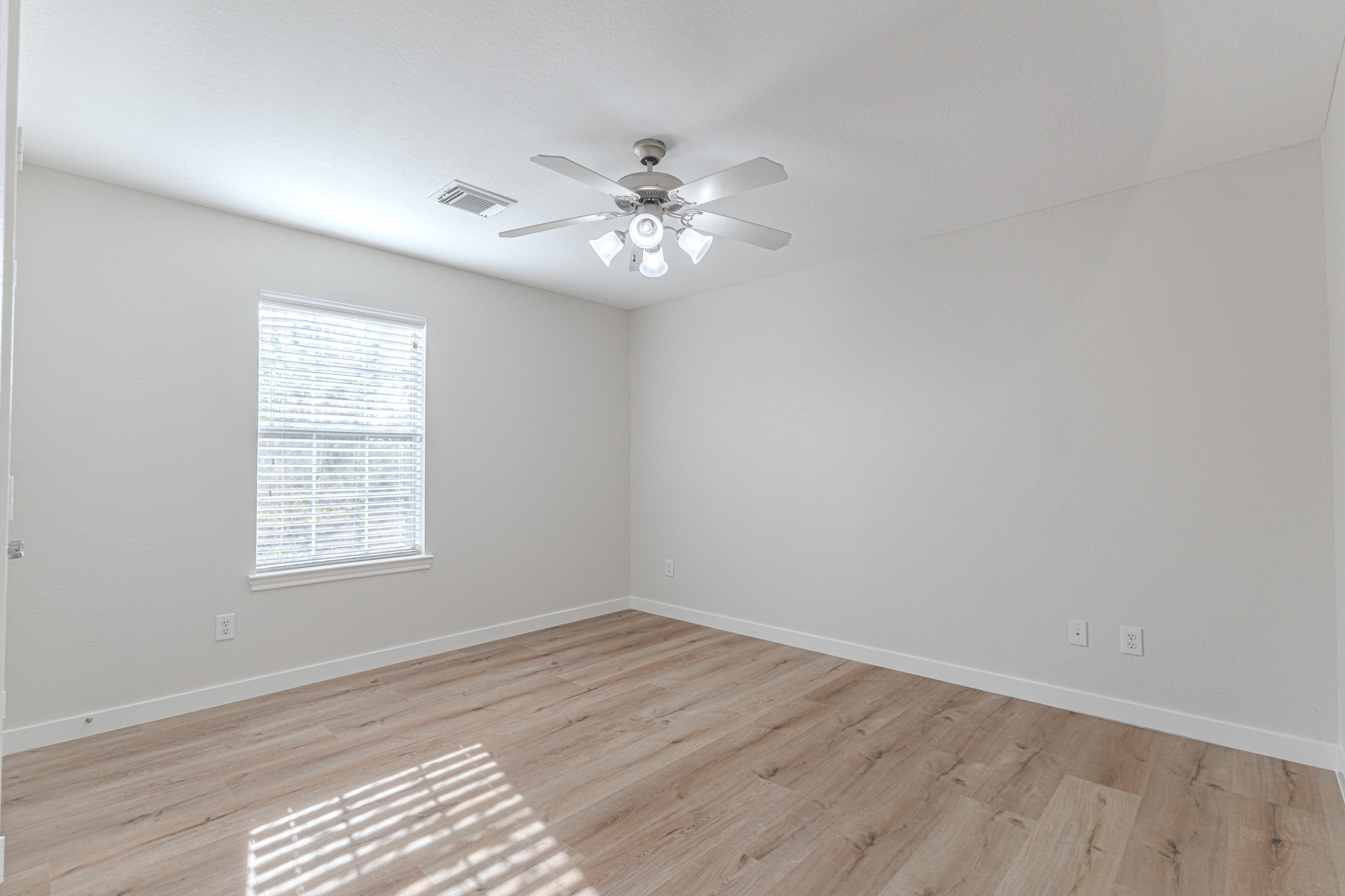 27 Fraiser Fir Place Spring, TX 77389 - Photo 39 of 43