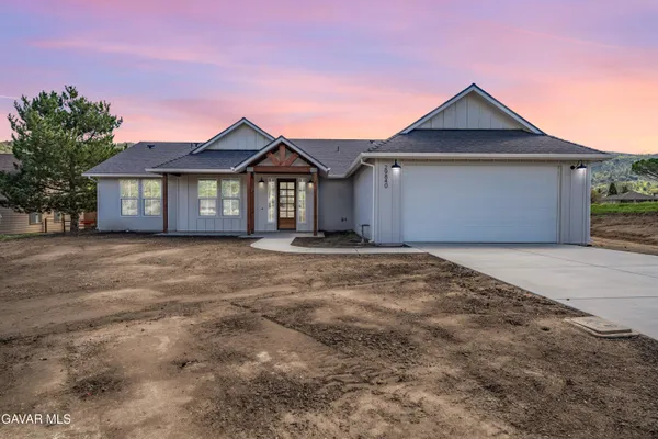 $750,000 | 29840 Pinedale Drive, Tehachapi, CA 93561