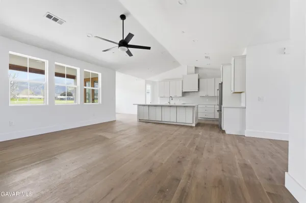 $750,000 | 29840 Pinedale Drive, Tehachapi, CA 93561