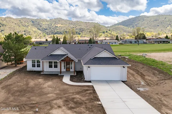 $750,000 | 29840 Pinedale Drive, Tehachapi, CA 93561