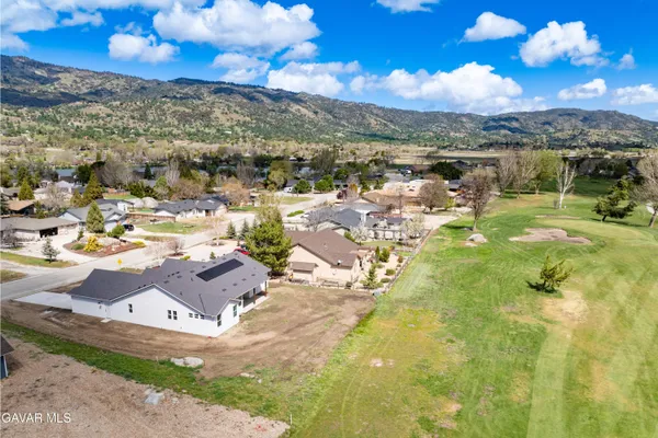 $750,000 | 29840 Pinedale Drive, Tehachapi, CA 93561