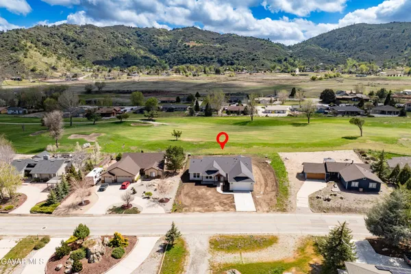 $750,000 | 29840 Pinedale Drive, Tehachapi, CA 93561