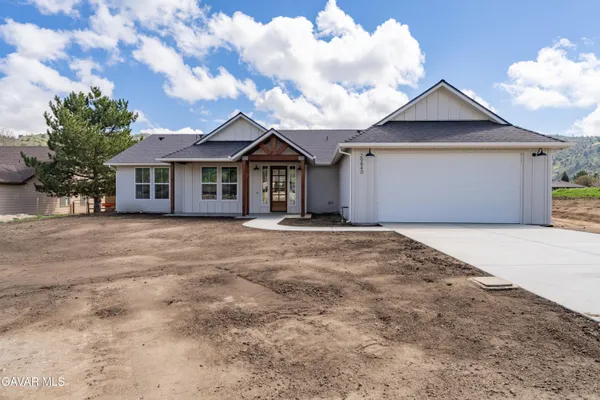 $750,000 | 29840 Pinedale Drive, Tehachapi, CA 93561