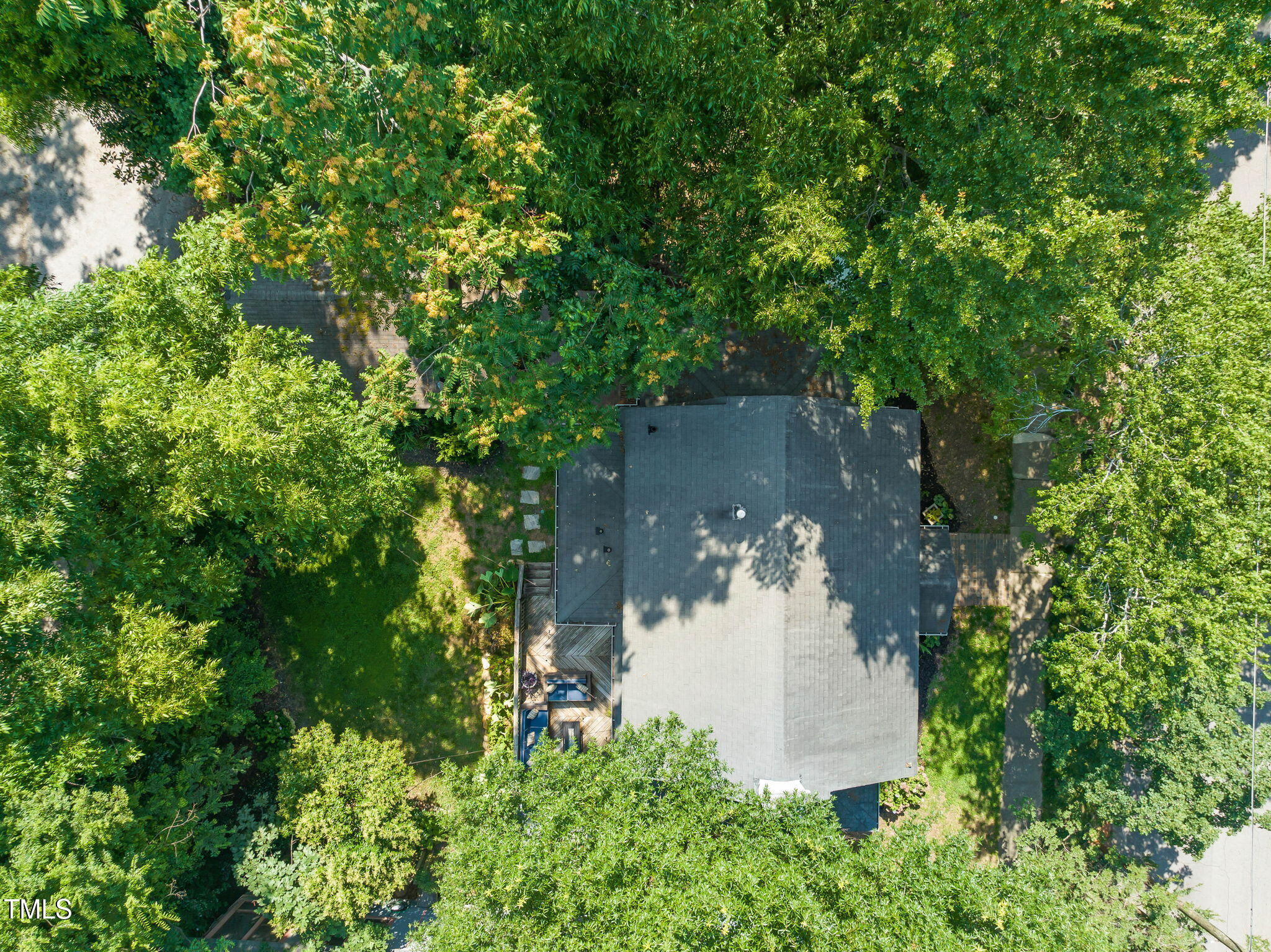 304 Polk Street Raleigh, NC 27604 - Photo 36 of 40 43-web-or-mls-untitled-17
