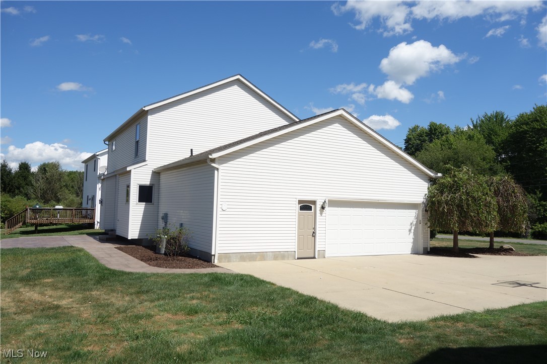 4891 Edson Road Kent, OH 44240 - Photo 3 of 48 Lots of parking