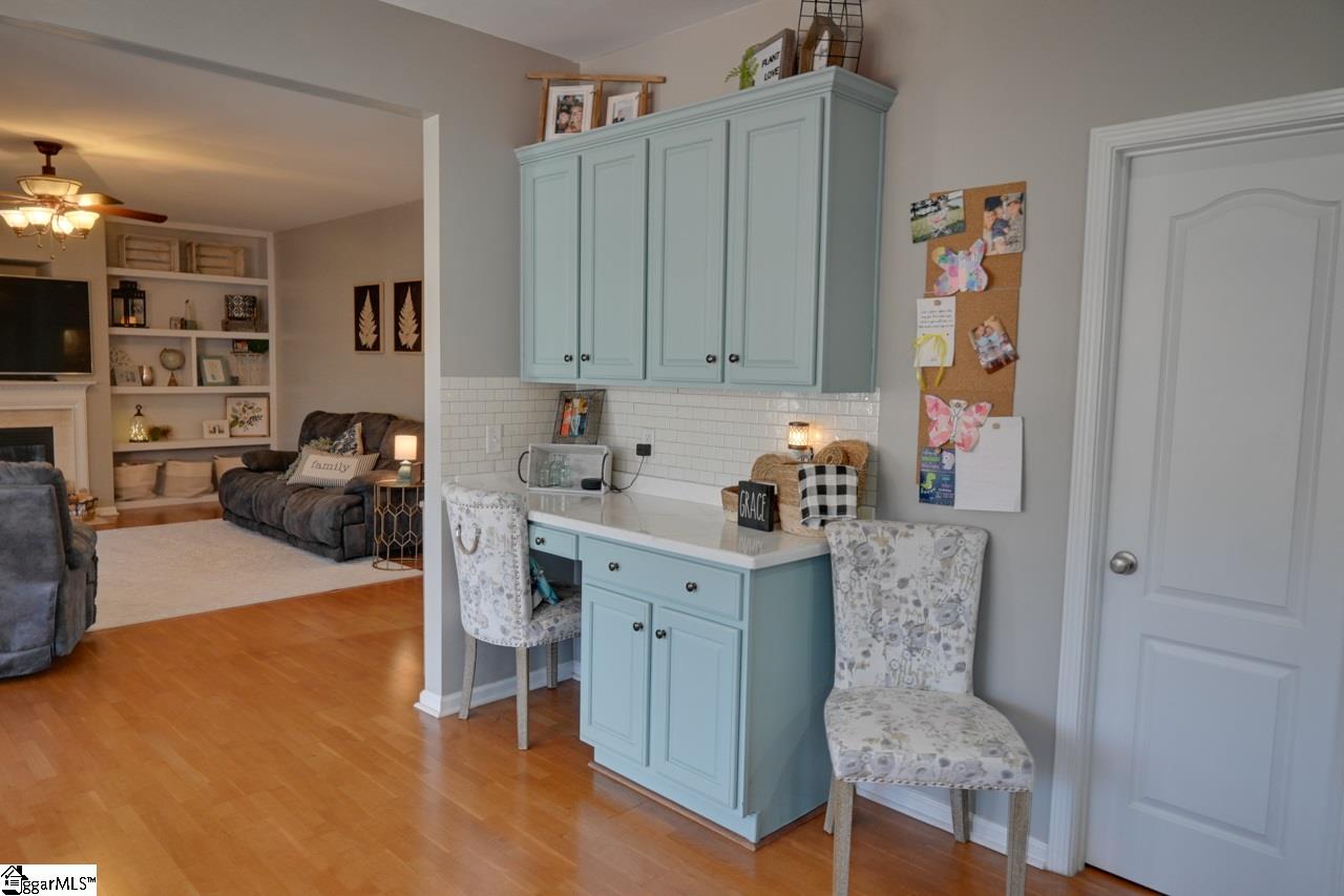247 Bridgeport Road Boiling Springs, SC 29316 - Photo 8 of 21 Gallery Image 8