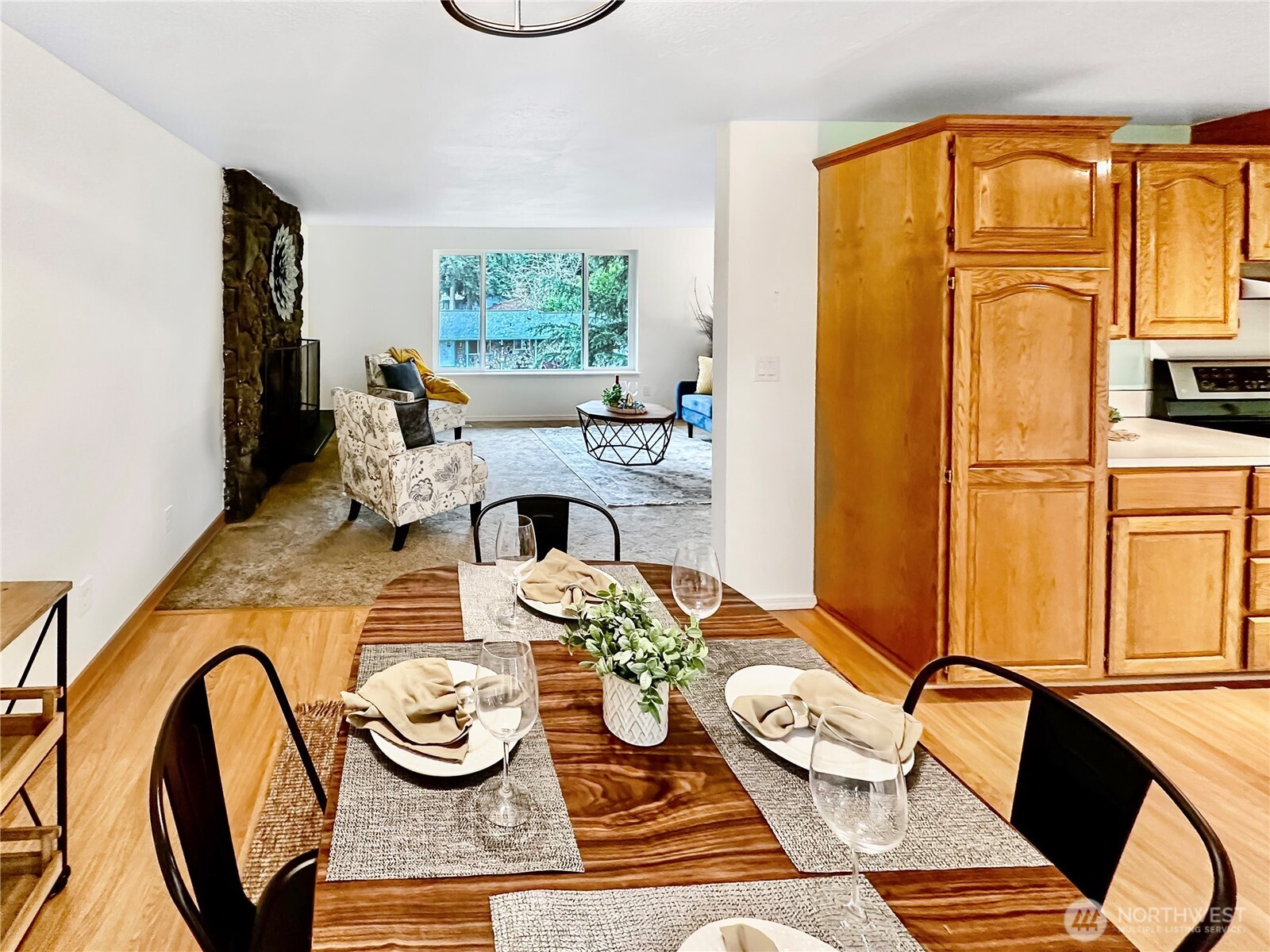 7910 Husky Way Southeast Lacey, WA 98503 - Photo 6 of 36 a living room with furniture and a window