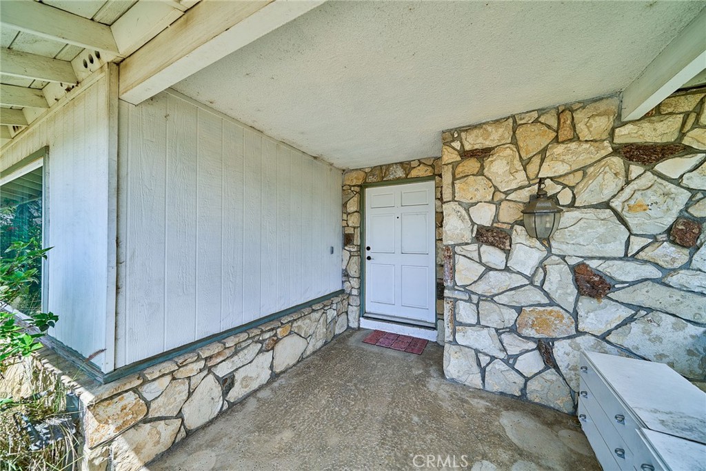 9072 Hillside Road Rancho Cucamonga, CA 91737 - Photo 14 of 63