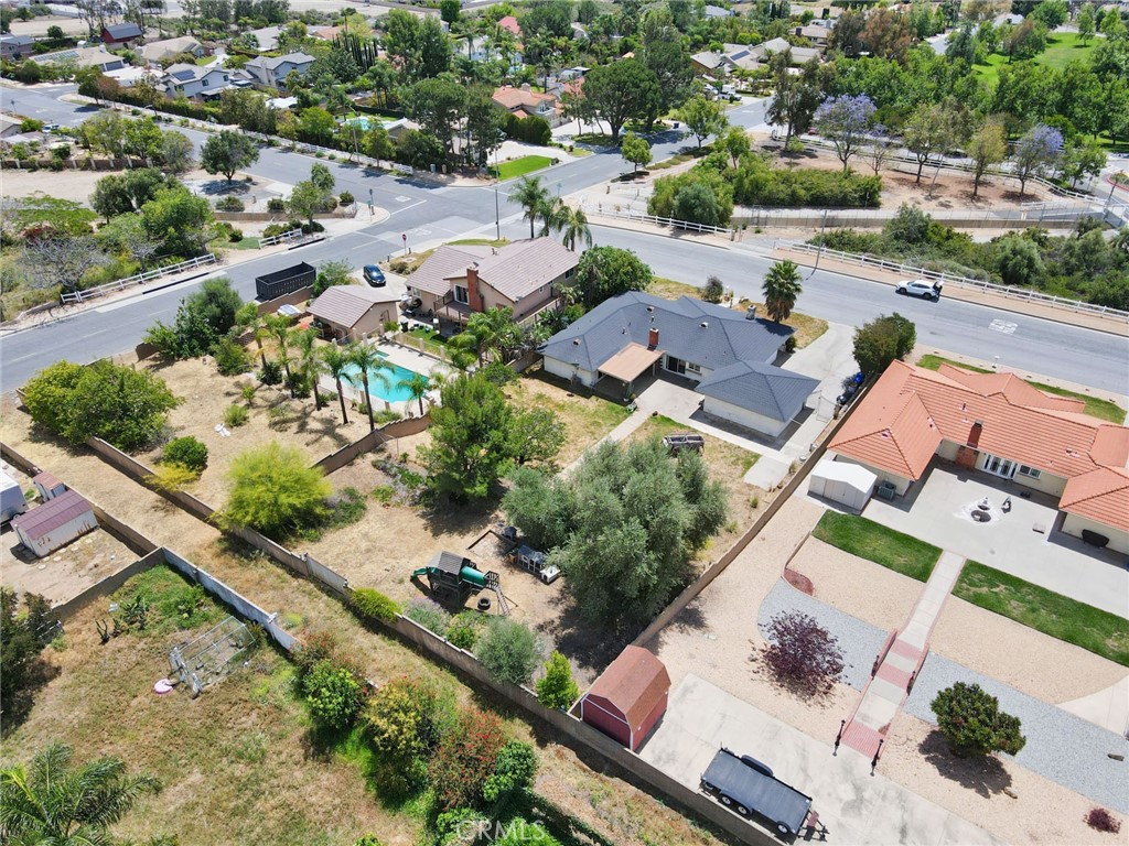 9072 Hillside Road Rancho Cucamonga, CA 91737 - Photo 6 of 63