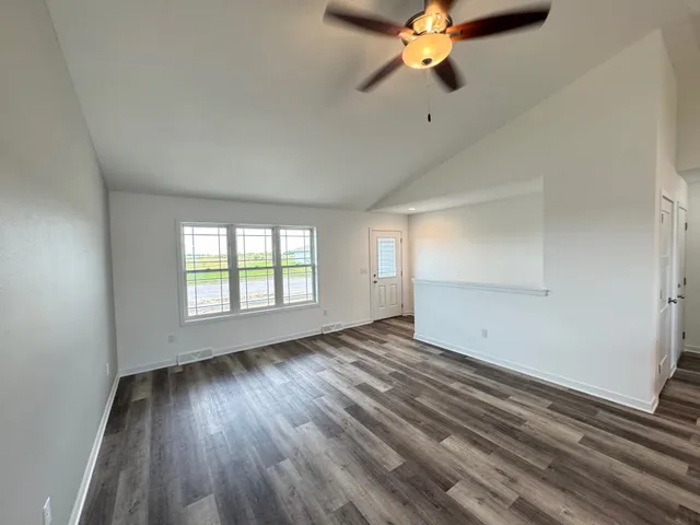 $389,900 | 1104 Hilltop Drive, Milton, WI 53563