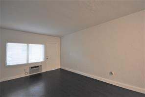 7724 Harding Avenue, Unit 9 Miami Beach, FL 33141 - Photo 4 of 8 Photo 4