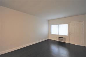 7724 Harding Avenue, Unit 9 Miami Beach, FL 33141 - Photo 5 of 8 Photo 5