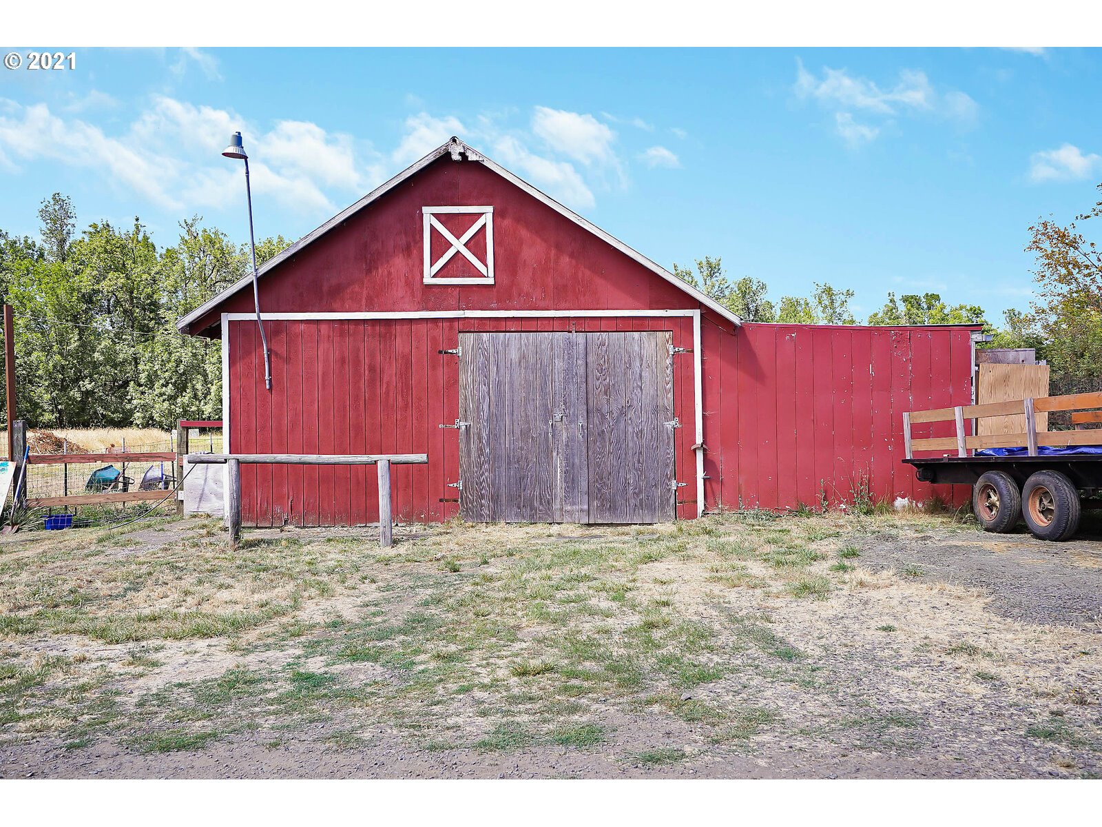 15145 Guthrie Road Dallas, OR 97338 - Photo 20 of 32 a view of backyard of house