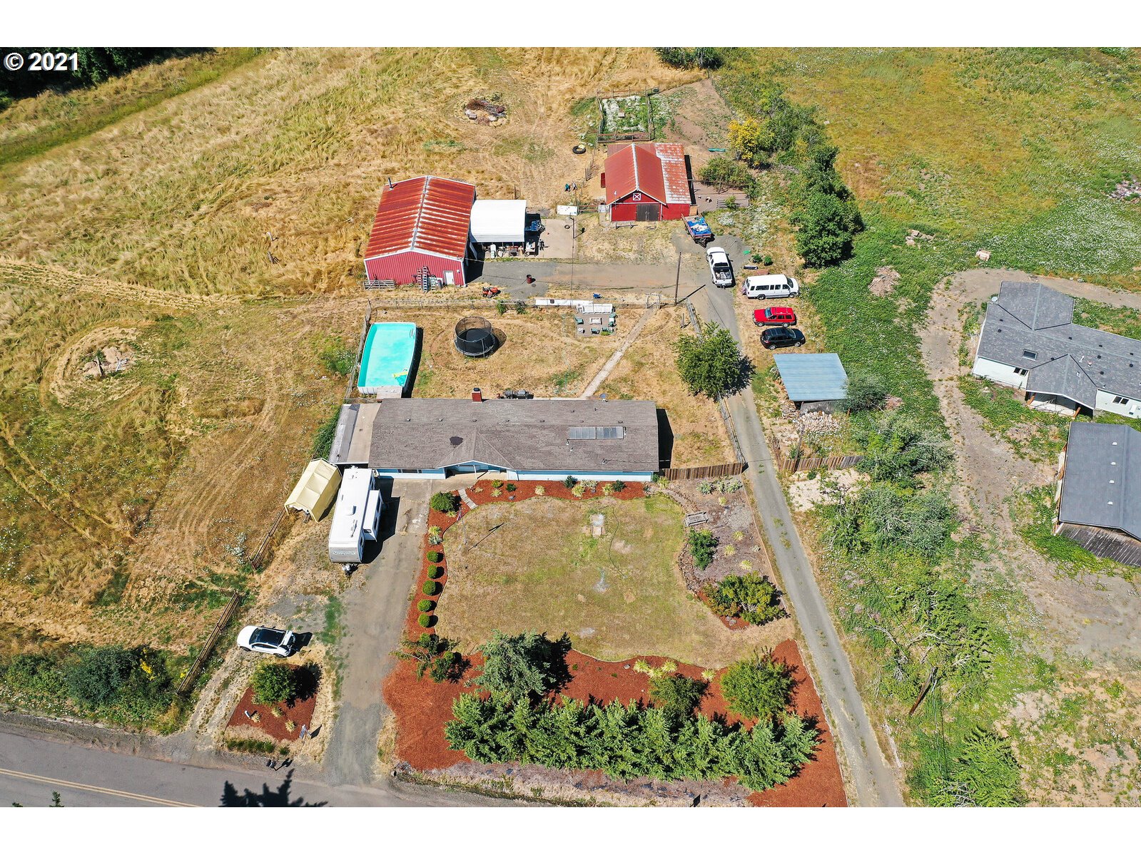 15145 Guthrie Road Dallas, OR 97338 - Photo 30 of 32 an aerial view of residential houses with outdoor space