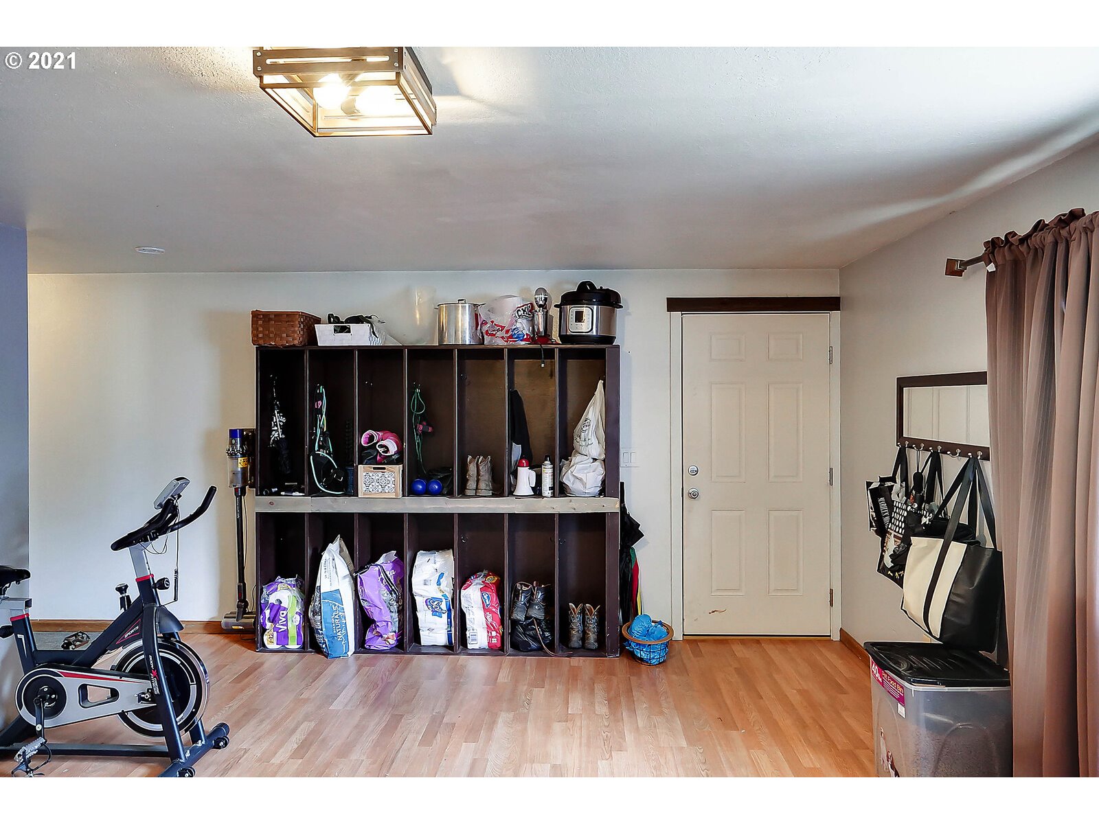 15145 Guthrie Road Dallas, OR 97338 - Photo 4 of 32