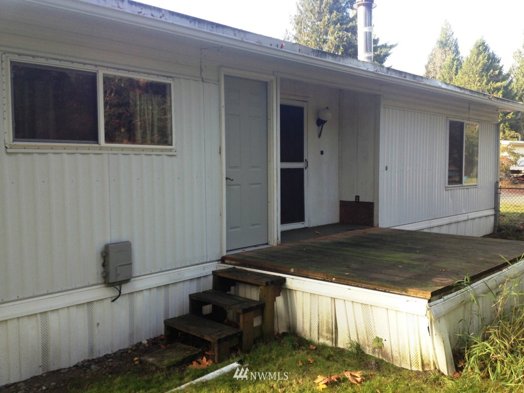 11511 Riverside Drive Southeast Olympia, WA 98513 - Photo 9 of 9 Gallery Image 9