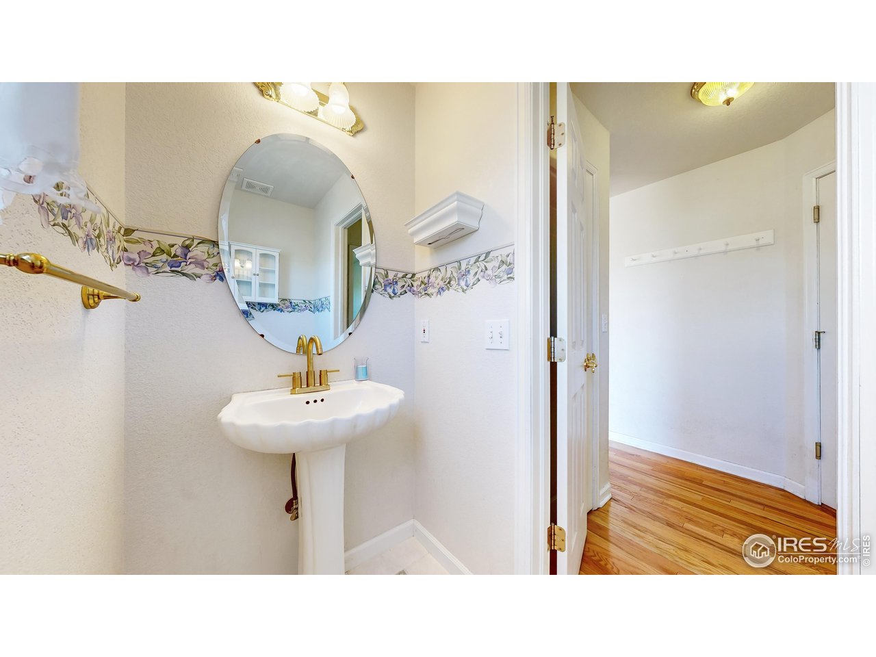 5306 Foothills Drive Berthoud, CO 80513 - Photo 21 of 40 a picture of a bathroom sink