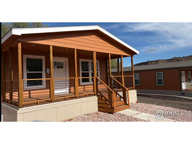 a house view with a outdoor space