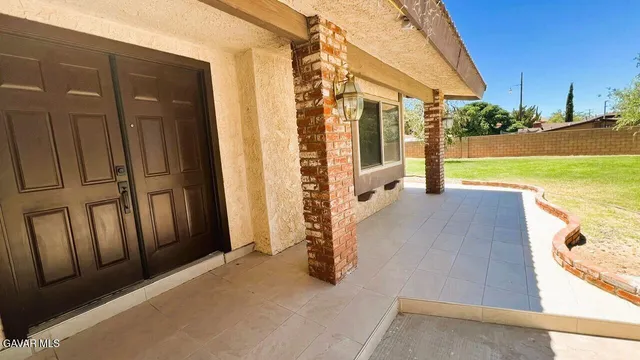 $3,500 | 5020 Avenue K10 W Quartz Hill West, Quartz Hill, CA 93536