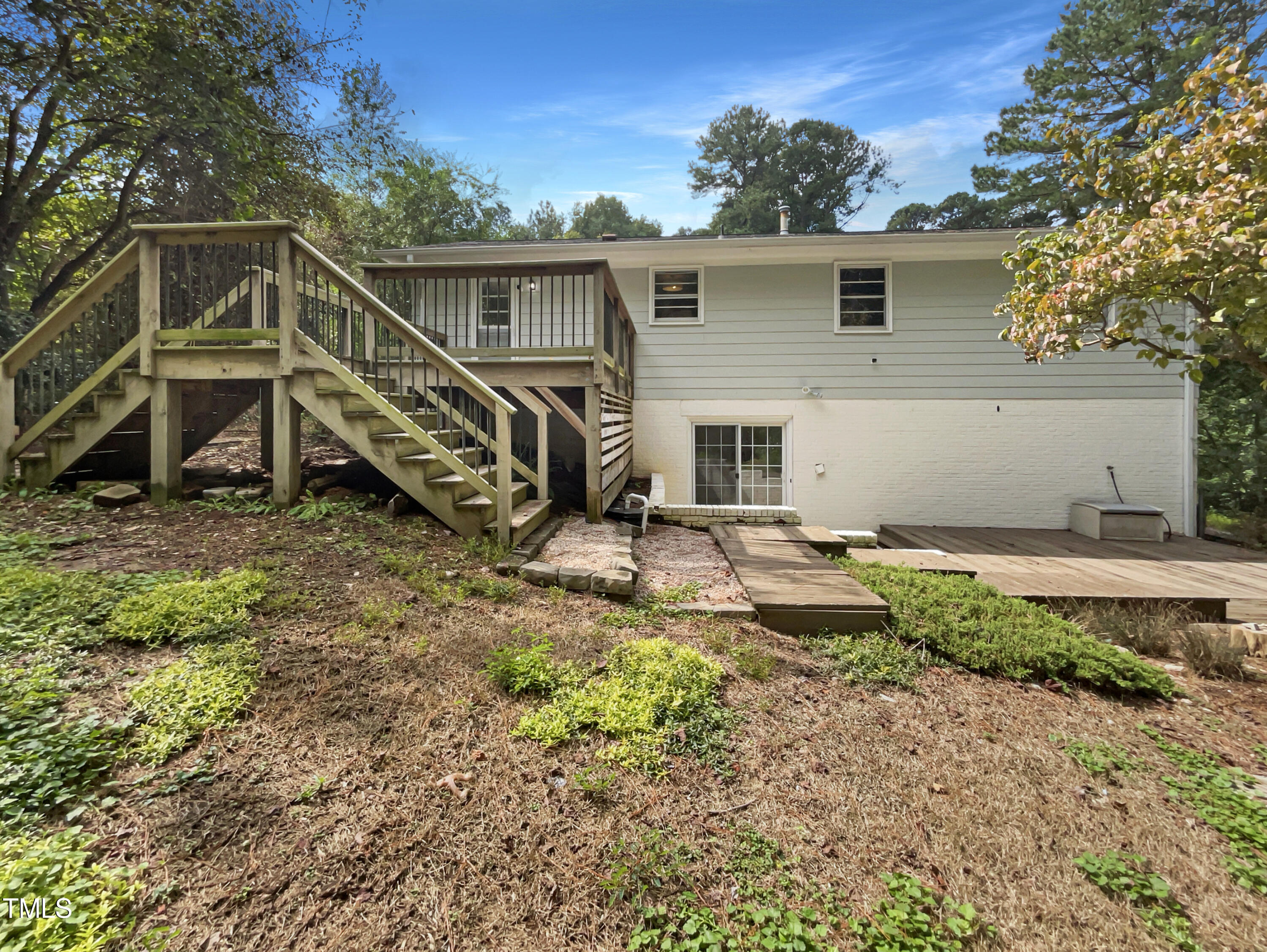 6310 Brandywine Road Raleigh, NC 27607 - Photo 8 of 22 listing_19
