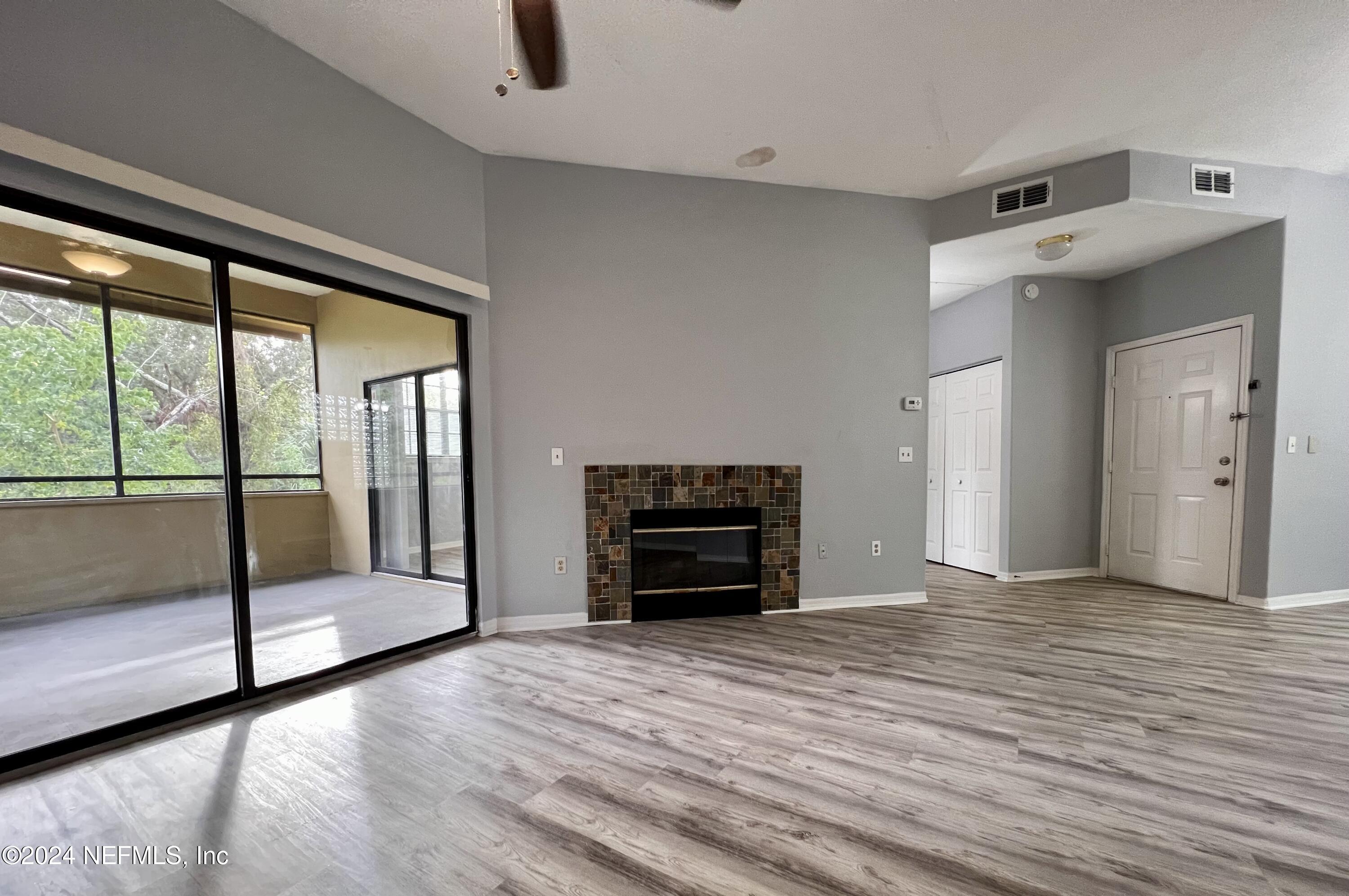 10150 Belle Rive Boulevard, Unit 904 Jacksonville, FL 32256 - Photo 13 of 44 IMG_5332