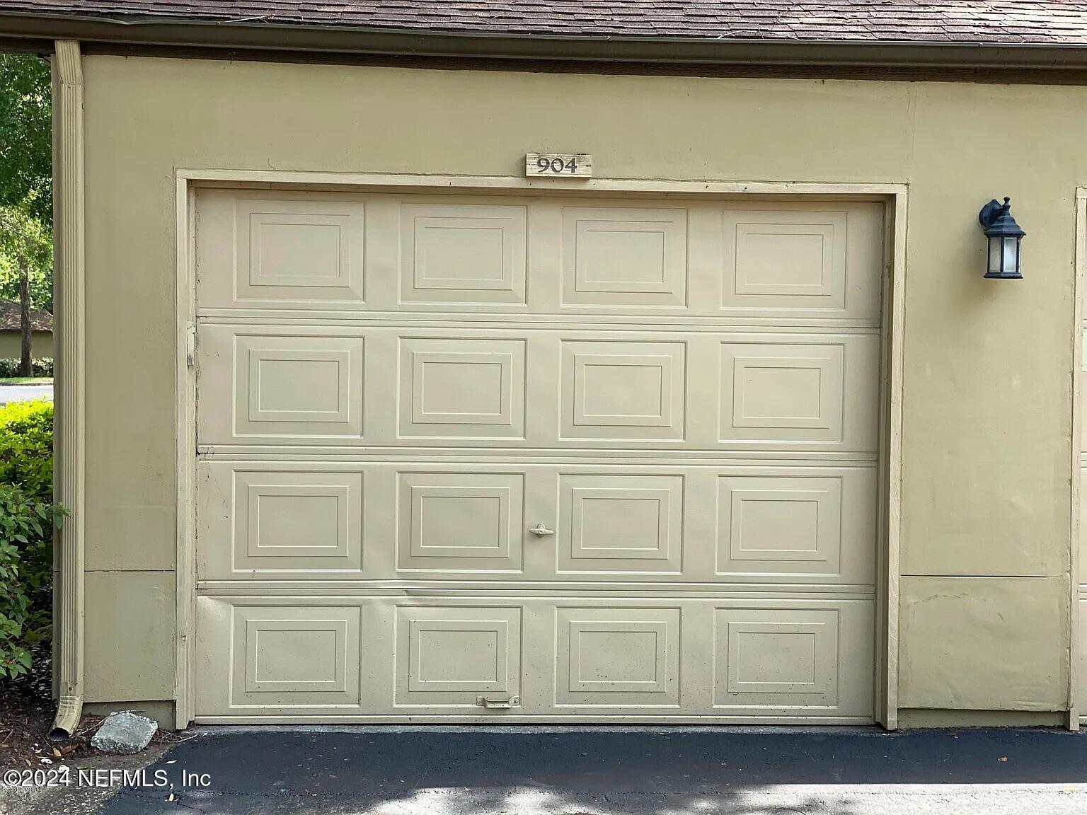 10150 Belle Rive Boulevard, Unit 904 Jacksonville, FL 32256 - Photo 32 of 44 garage