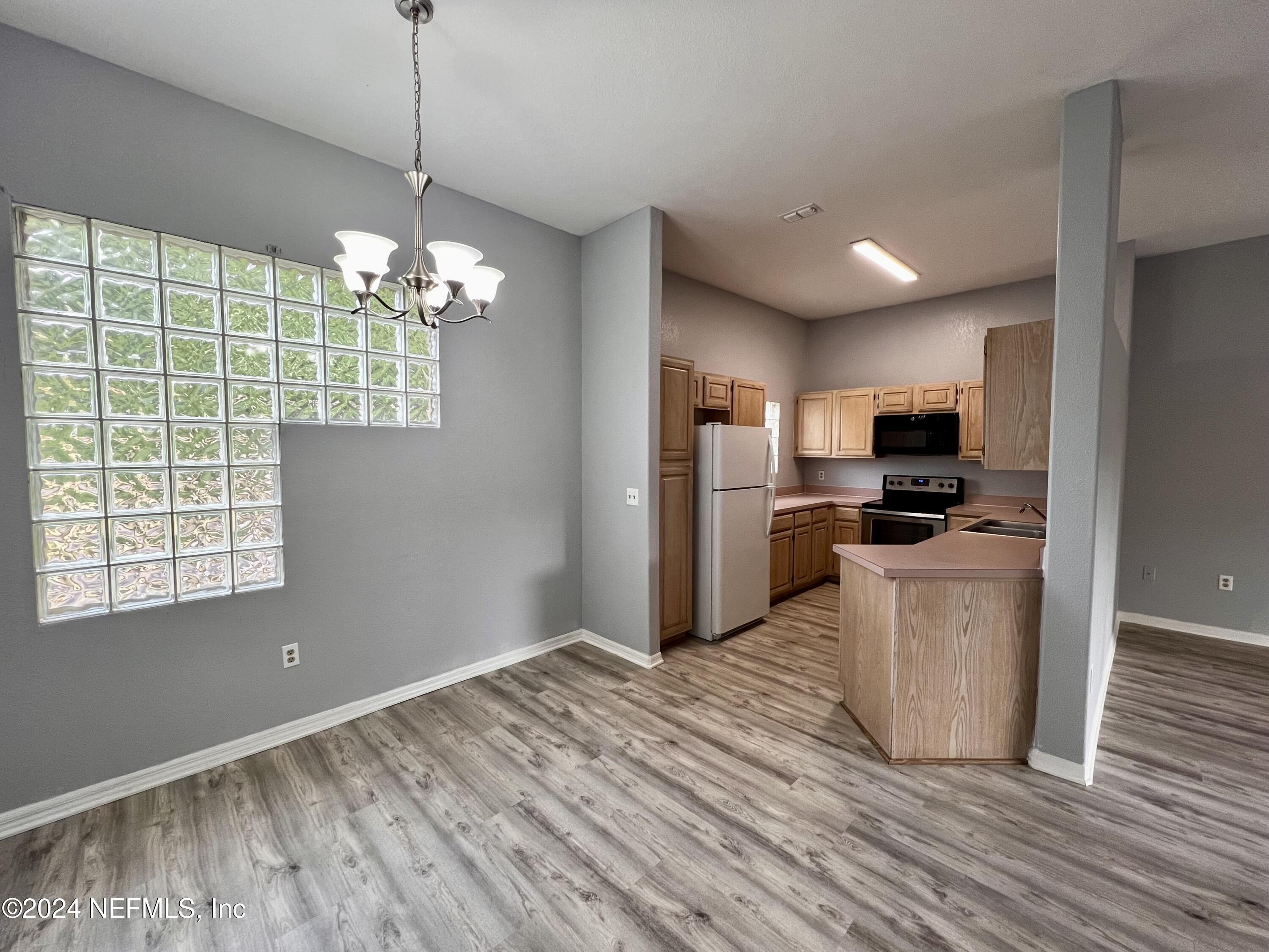 10150 Belle Rive Boulevard, Unit 904 Jacksonville, FL 32256 - Photo 6 of 44 IMG_5295