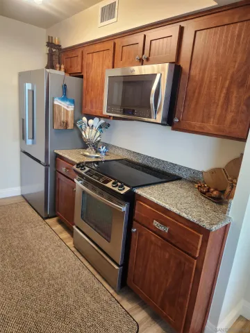 $2,549,000 | 1730 Avenida Del Mundo, Unit 402, Coronado, CA 92118