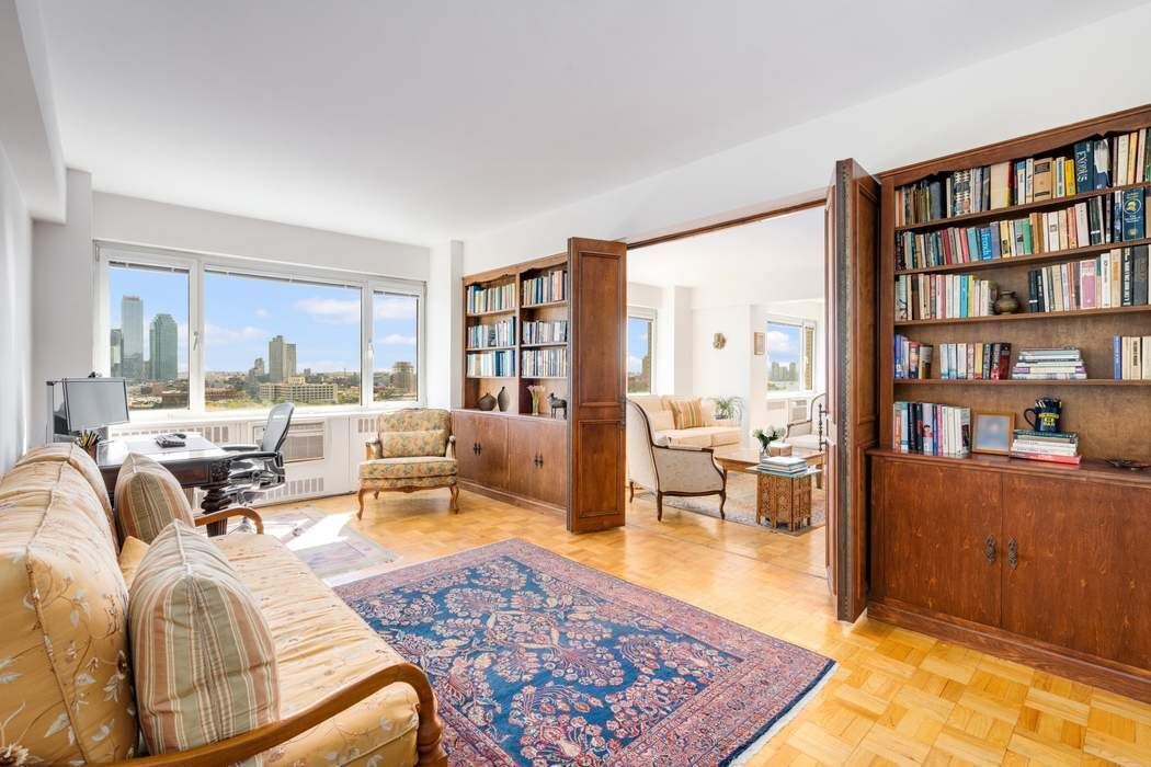 45 Sutton Place South, Unit 17F Manhattan, NY 10022 - Photo 11 of 43