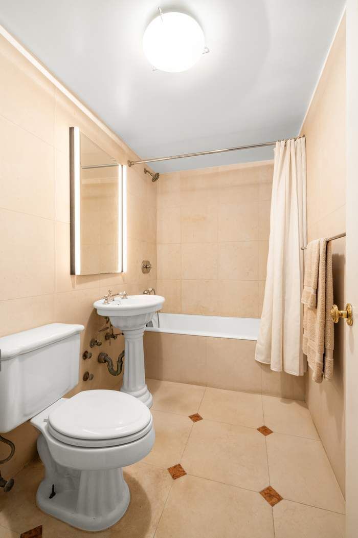 45 Sutton Place South, Unit 17F Manhattan, NY 10022 - Photo 32 of 43