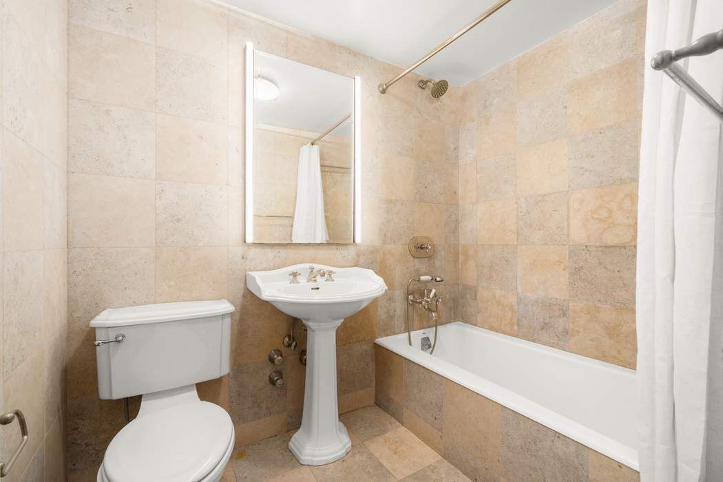 45 Sutton Place South, Unit 17F Manhattan, NY 10022 - Photo 33 of 43