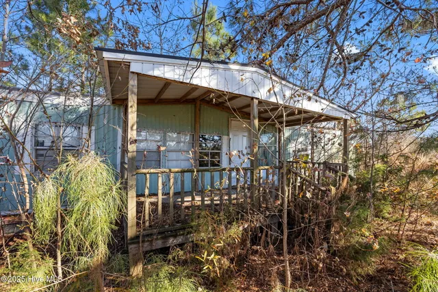 $25,000 | 401 South Maple Street, Oak City, NC 27857