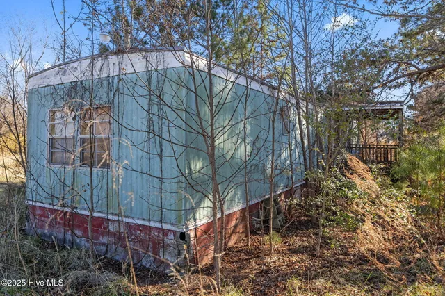 $25,000 | 401 South Maple Street, Oak City, NC 27857