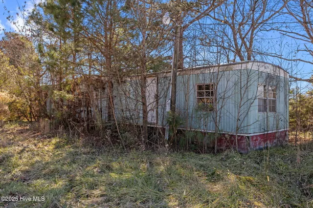 $25,000 | 401 South Maple Street, Oak City, NC 27857