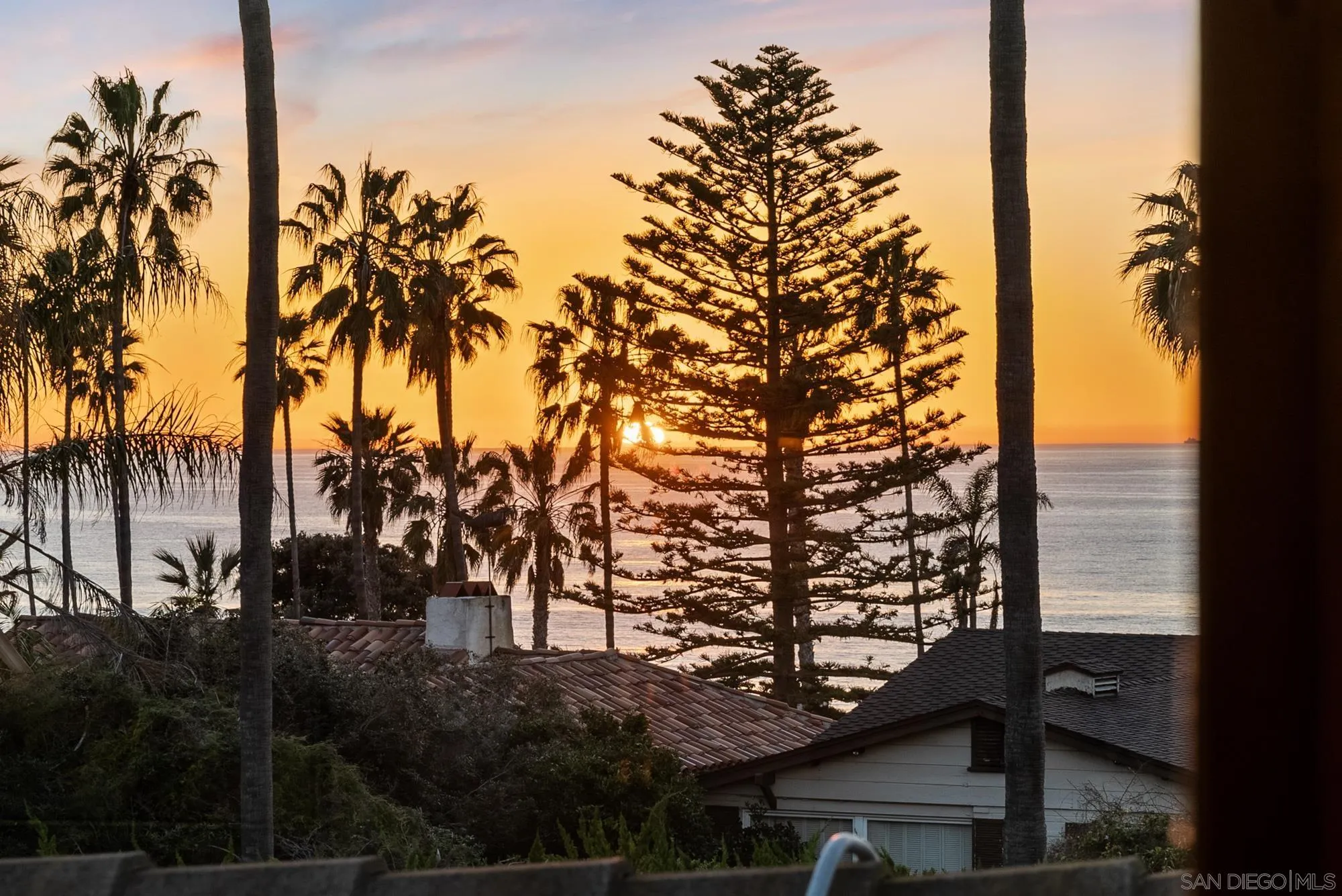 6423 Avenida Cresta La Jolla, CA 92037 - Photo 9 of 33 a view of outdoor space and yard