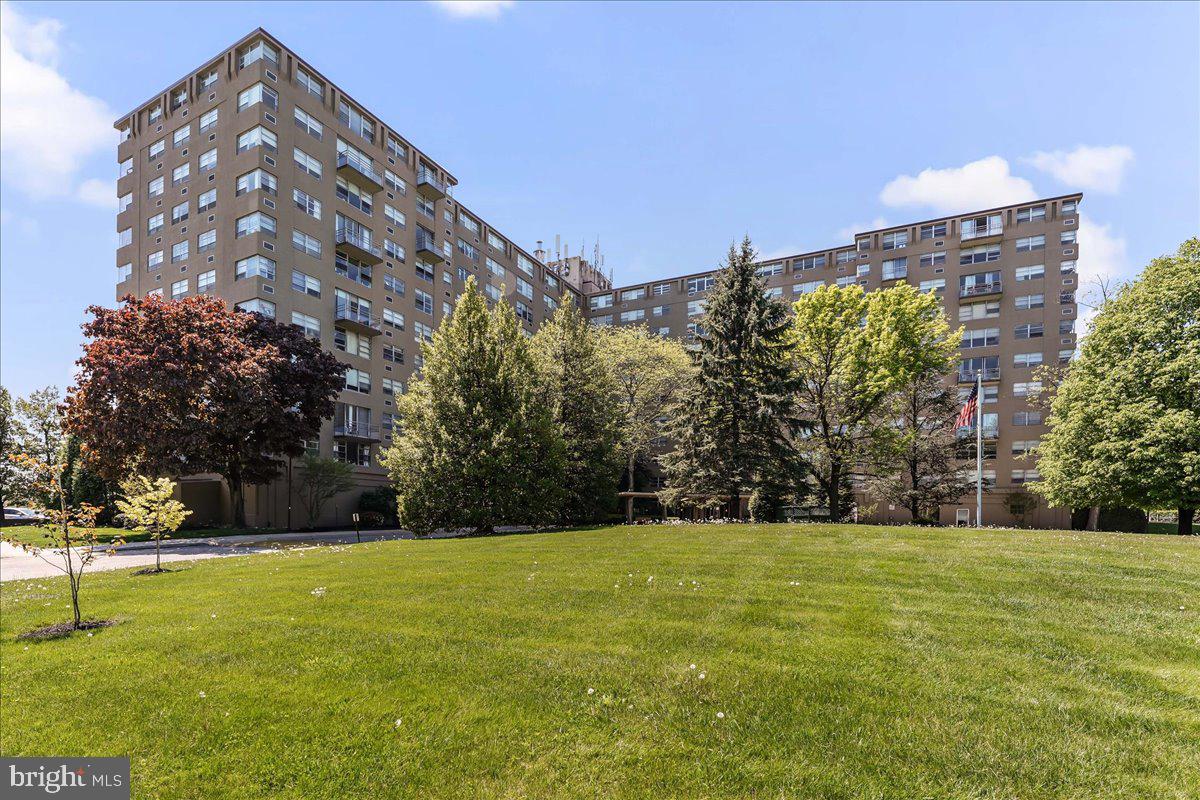 1030 East Lancaster Ave Unit 121  