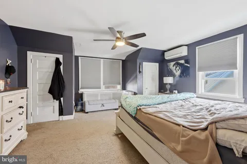 $240,000 | 3841 Marshall Road, Drexel Hill, PA 19026