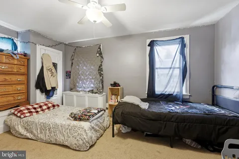 $240,000 | 3841 Marshall Road, Drexel Hill, PA 19026