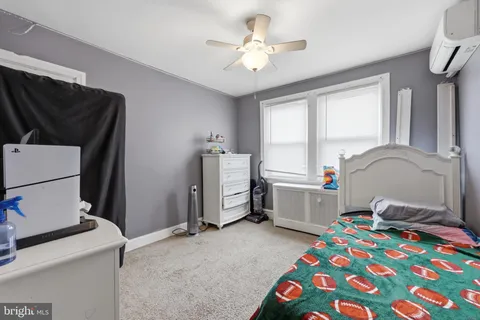 $240,000 | 3841 Marshall Road, Drexel Hill, PA 19026