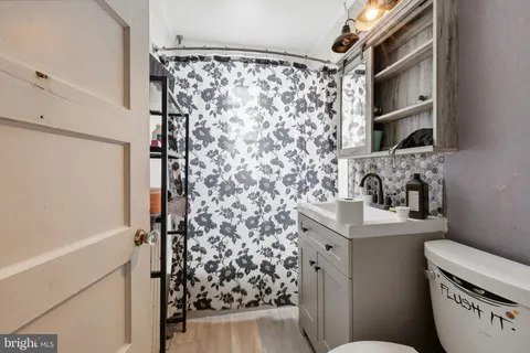 $240,000 | 3841 Marshall Road, Drexel Hill, PA 19026