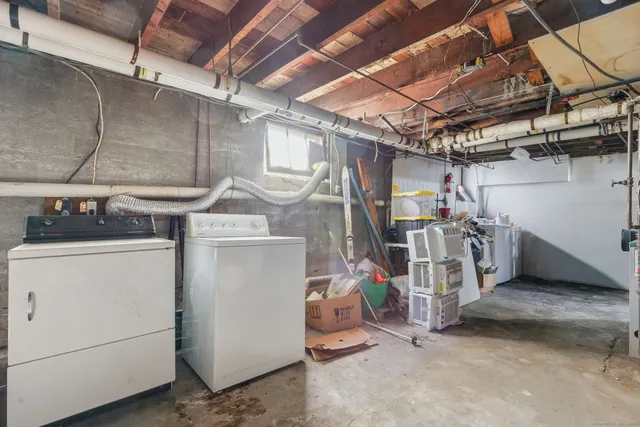 a view of a storage & utility room