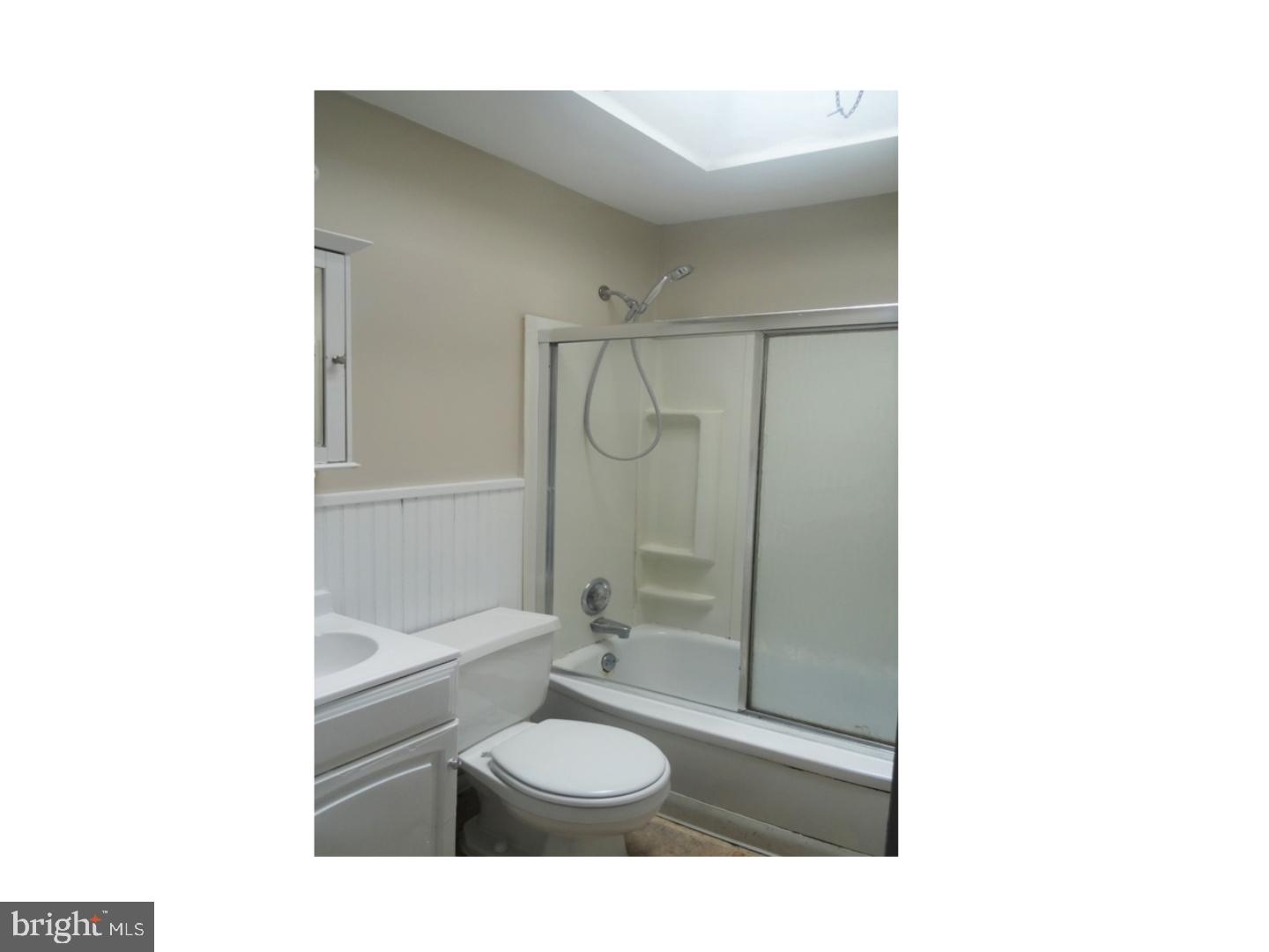 3949 Stratford Road Upper Darby, PA 19026 - Photo 12 of 13 Gallery Image 12