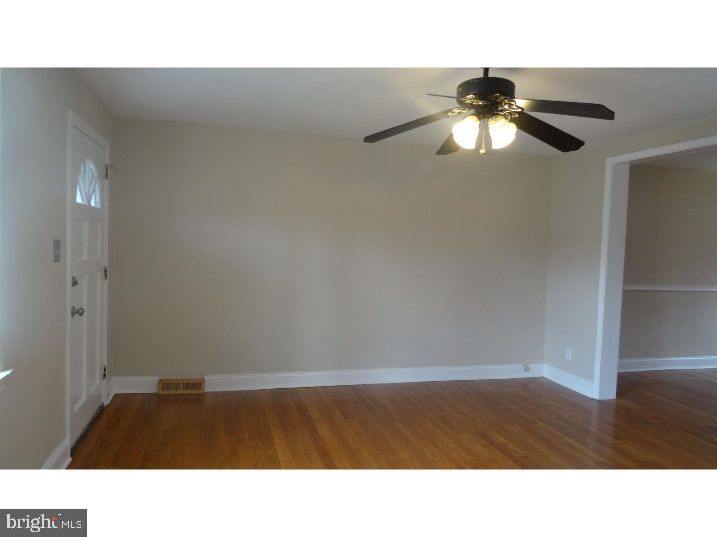 3949 Stratford Road Upper Darby, PA 19026 - Photo 5 of 13 Gallery Image 5