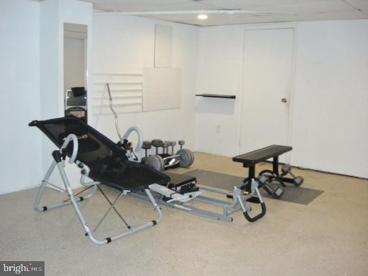 3949 Stratford Road Upper Darby, PA 19026 - Photo 10 of 13 Gallery Image 10