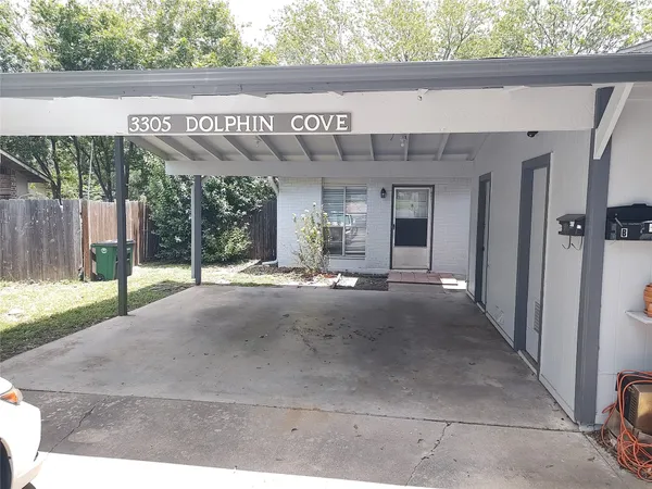 $1,675 | 3305 Dolphin Cove, Unit A, Austin, TX 78704