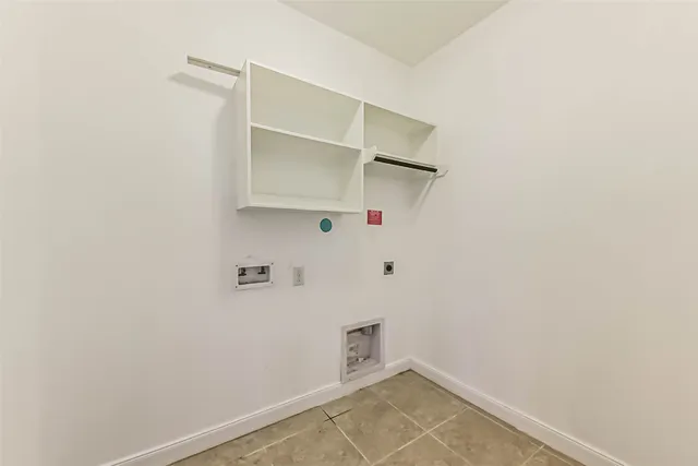 a view of utility room