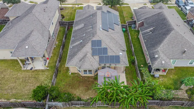 $339,000 | 2206 Hidden Meadow Lane, Pearland, TX 77089